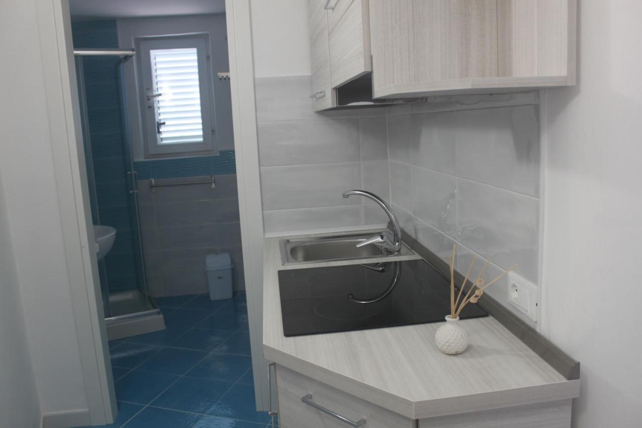 Camere Dieci Maggio- Beb Dory, Nemo, Guizzo Ponza Luaran gambar