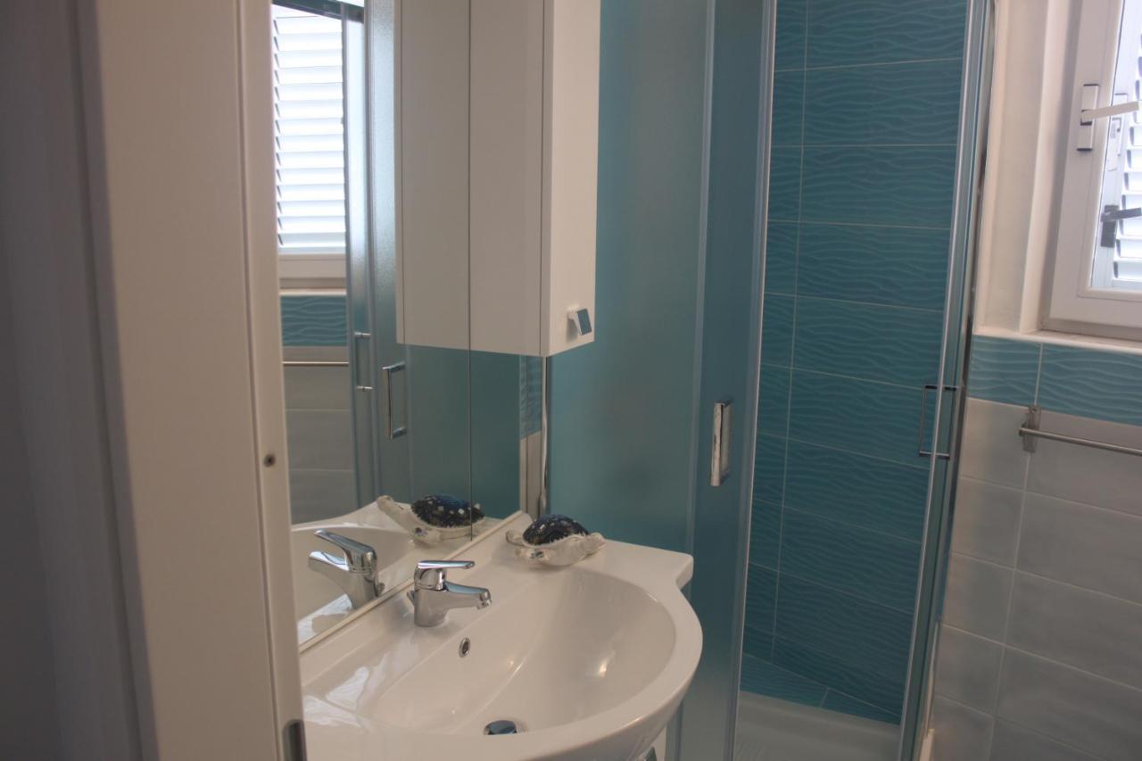 Camere Dieci Maggio- Beb Dory, Nemo, Guizzo Ponza Luaran gambar