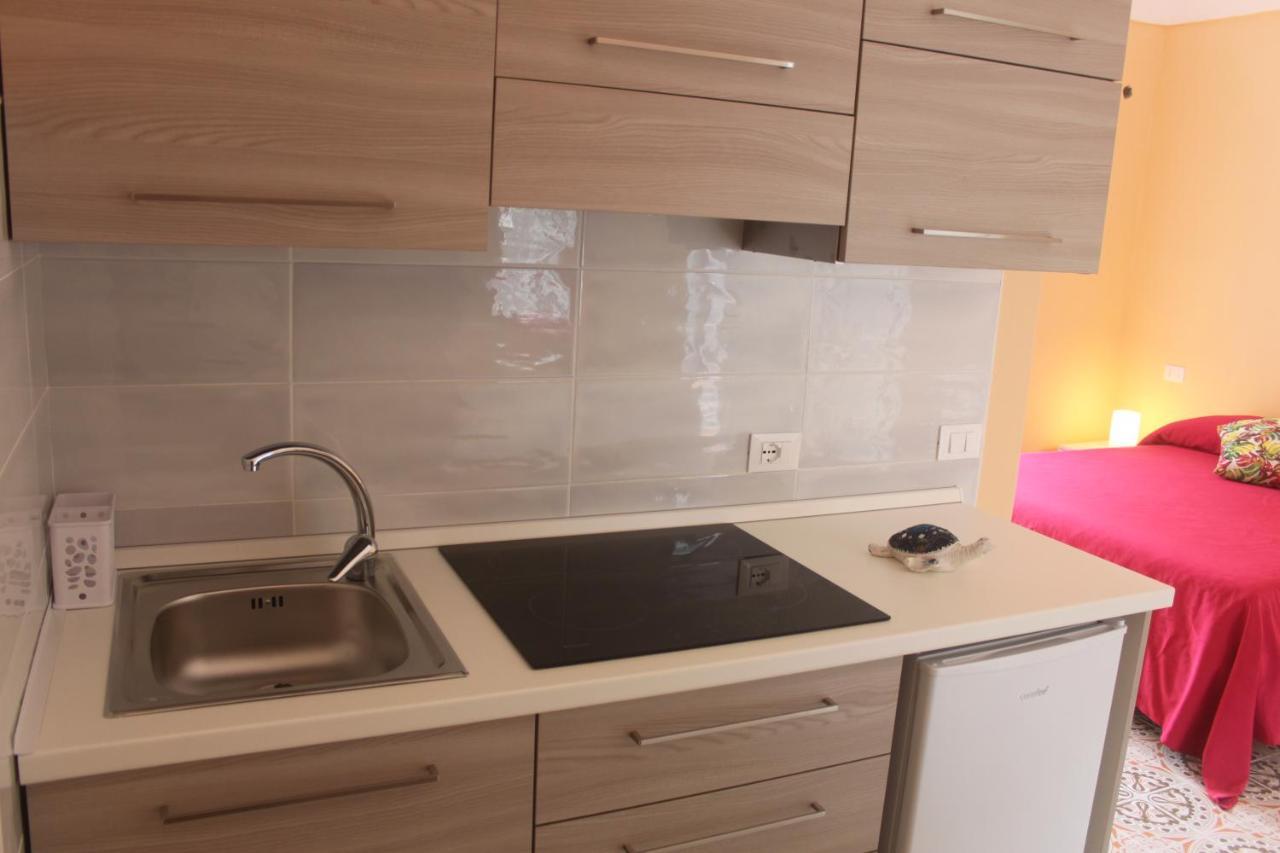 Camere Dieci Maggio- Beb Dory, Nemo, Guizzo Ponza Luaran gambar